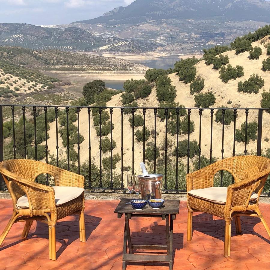 Cortijo Rocas Altas Villa Iznajar Ngoại thất bức ảnh