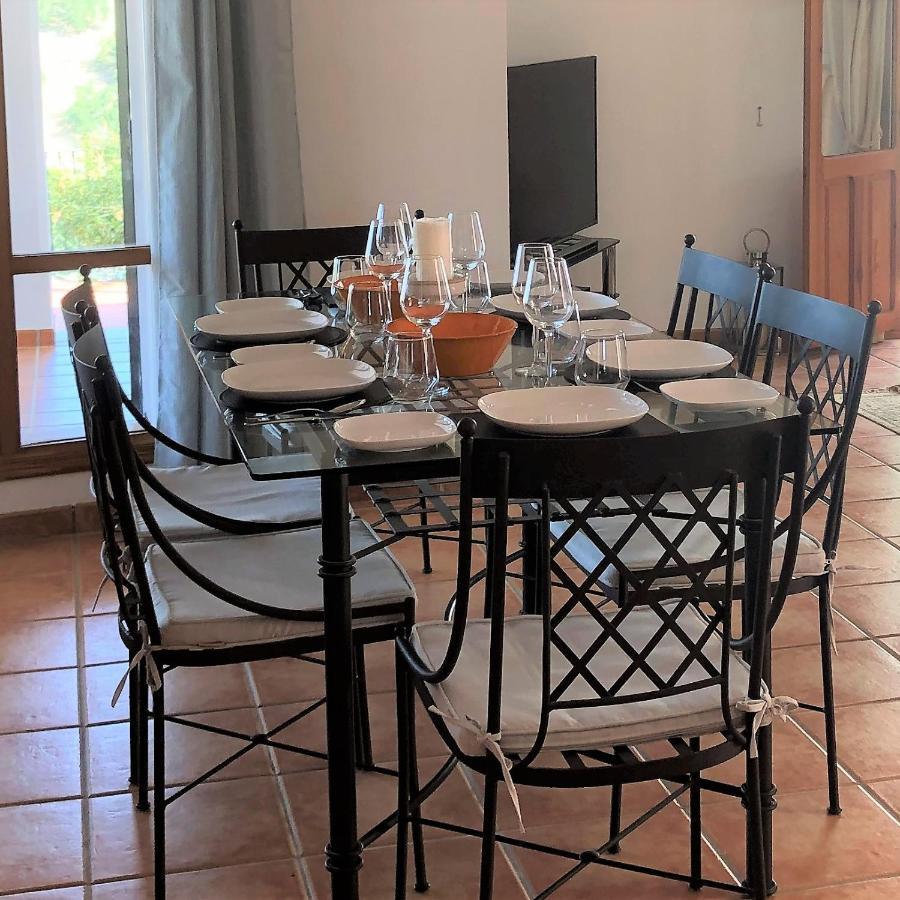 Cortijo Rocas Altas Villa Iznajar Ngoại thất bức ảnh